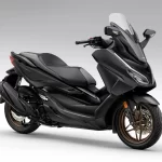 lateral-dianteiro-moto-honda-forza 350-mat-gunpowder-black-metallic